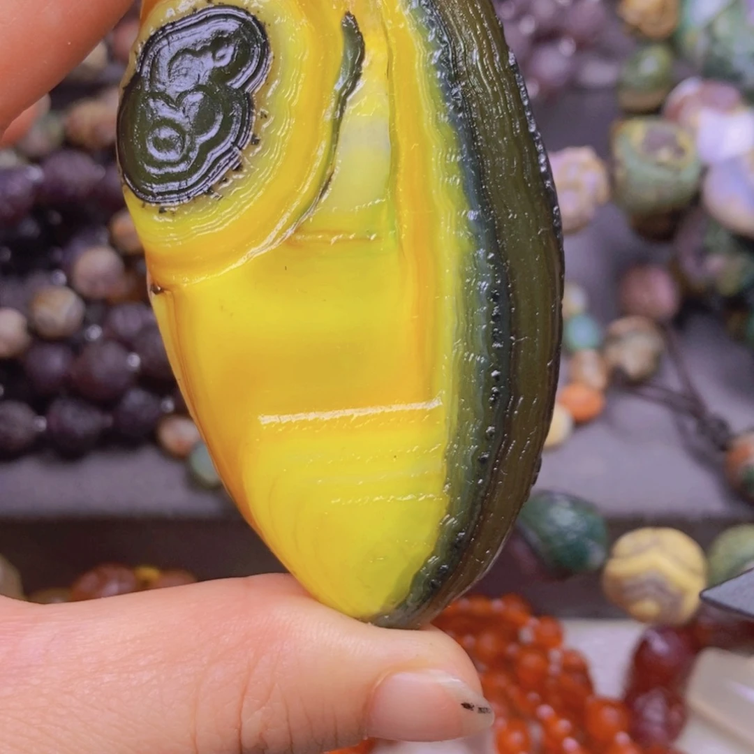 合金颈饰玛瑙/玉髓