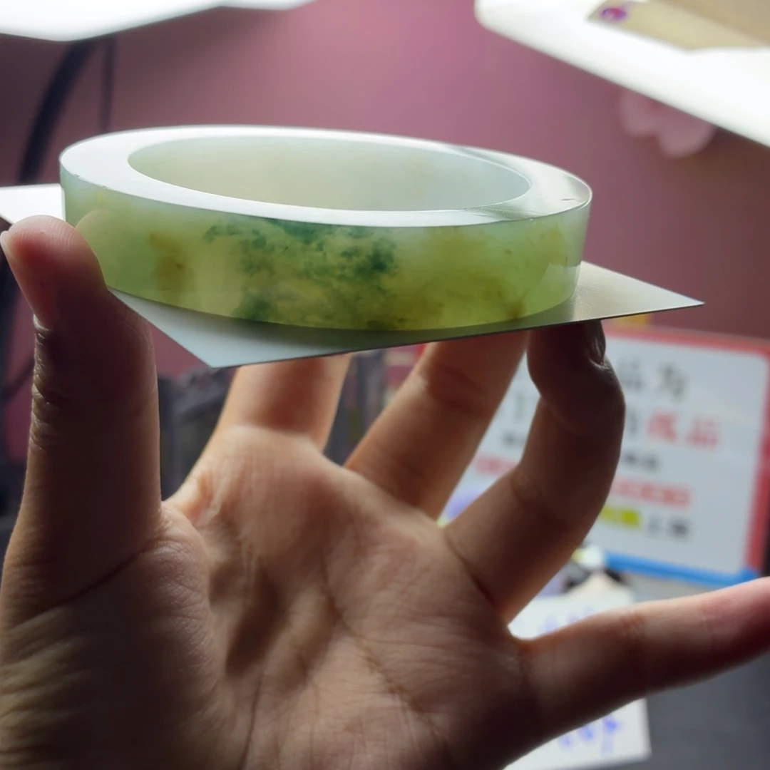 飓***龙定制翡翠未镶嵌缅A翡翠多样性发一