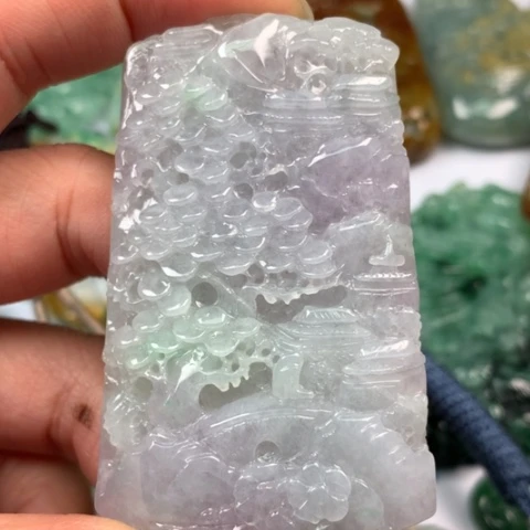 翡翠颈饰未镶嵌翡翠