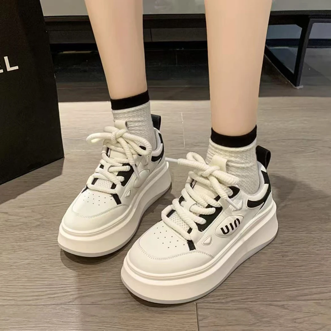 2025新款面包女鞋运动休闲小众原创白色板鞋5K0-7036