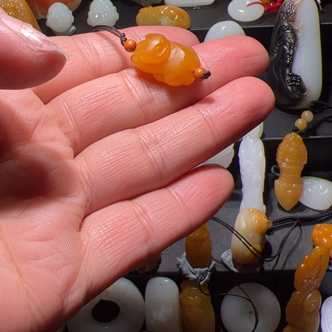 和田玉挂件未镶嵌