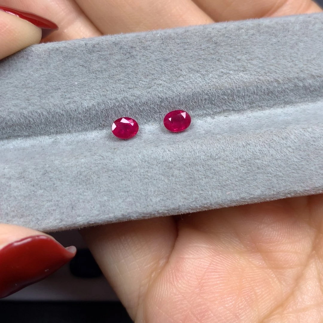 红宝石裸石未镶嵌红宝石一对