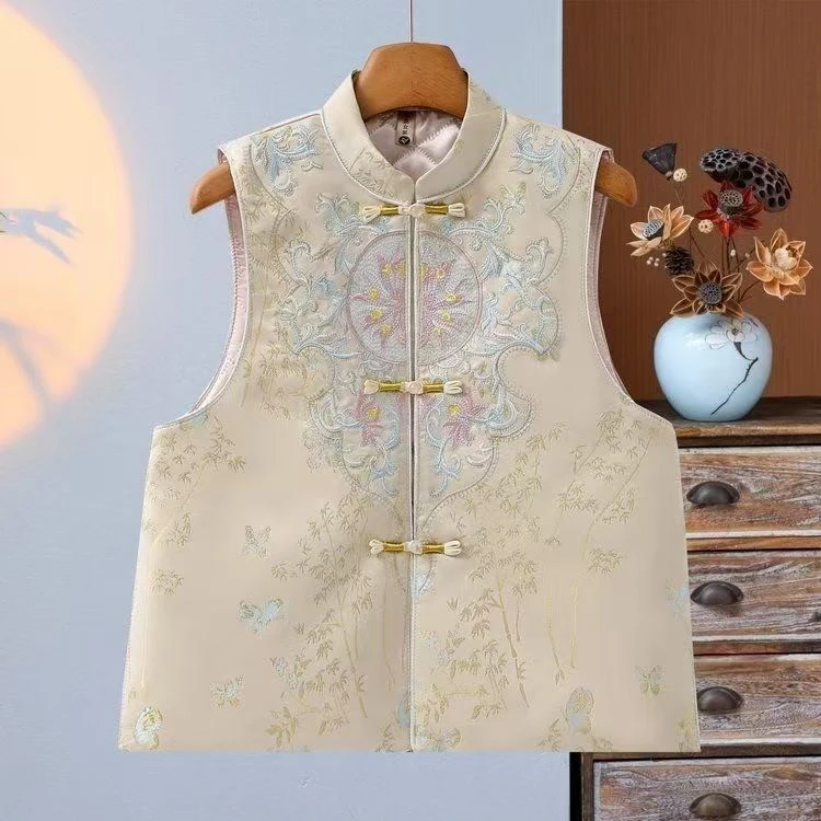 新中式刺绣马甲立领设计复古气质夹棉坎肩上衣，妈妈装，洋气，修身