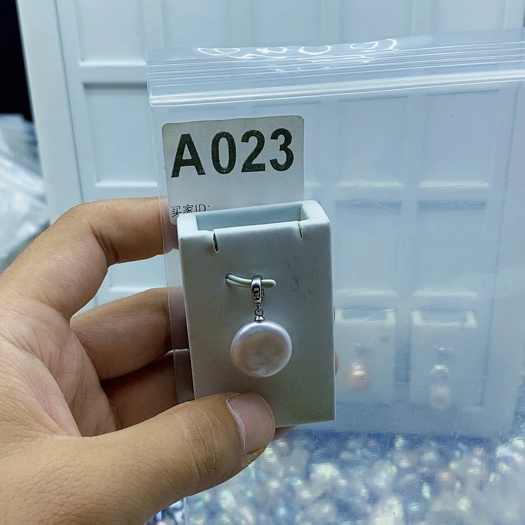 淡水珍珠合金颈饰