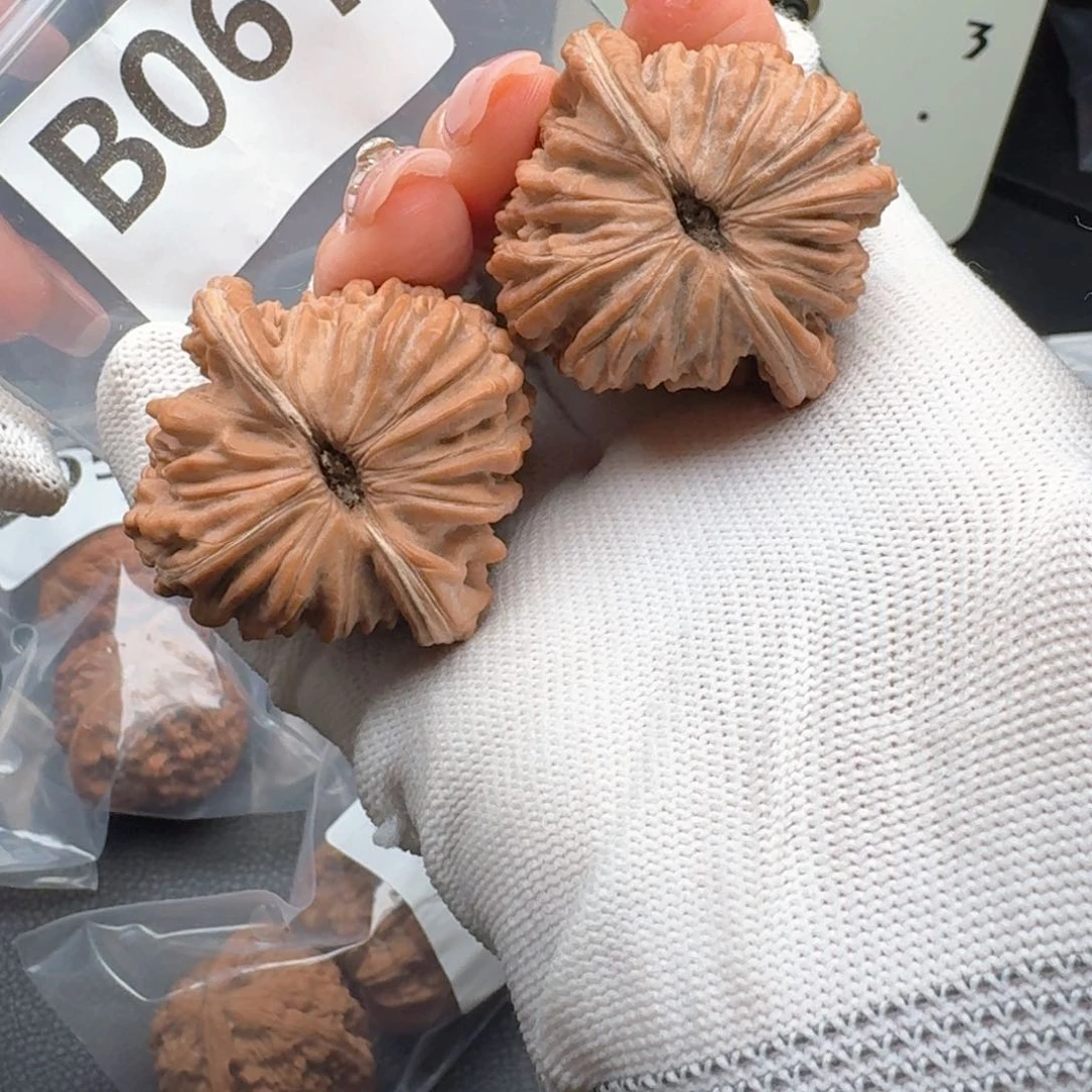 把件文玩核桃44楼子B061