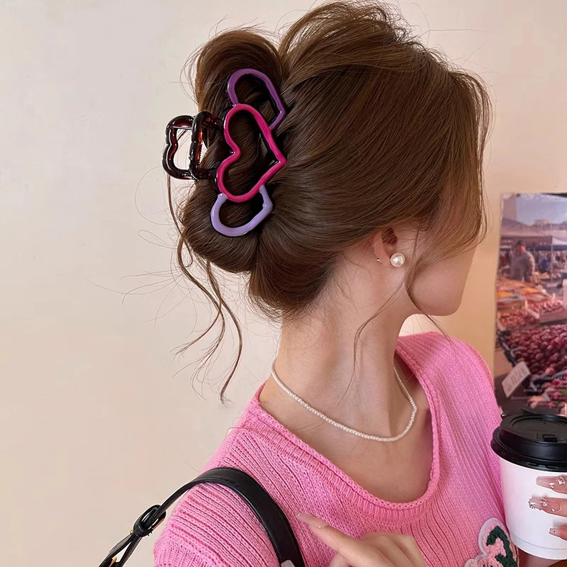 爱心镂空撞色抓夹女2025新款发量多鲨鱼夹高级感后脑勺盘发夹发饰