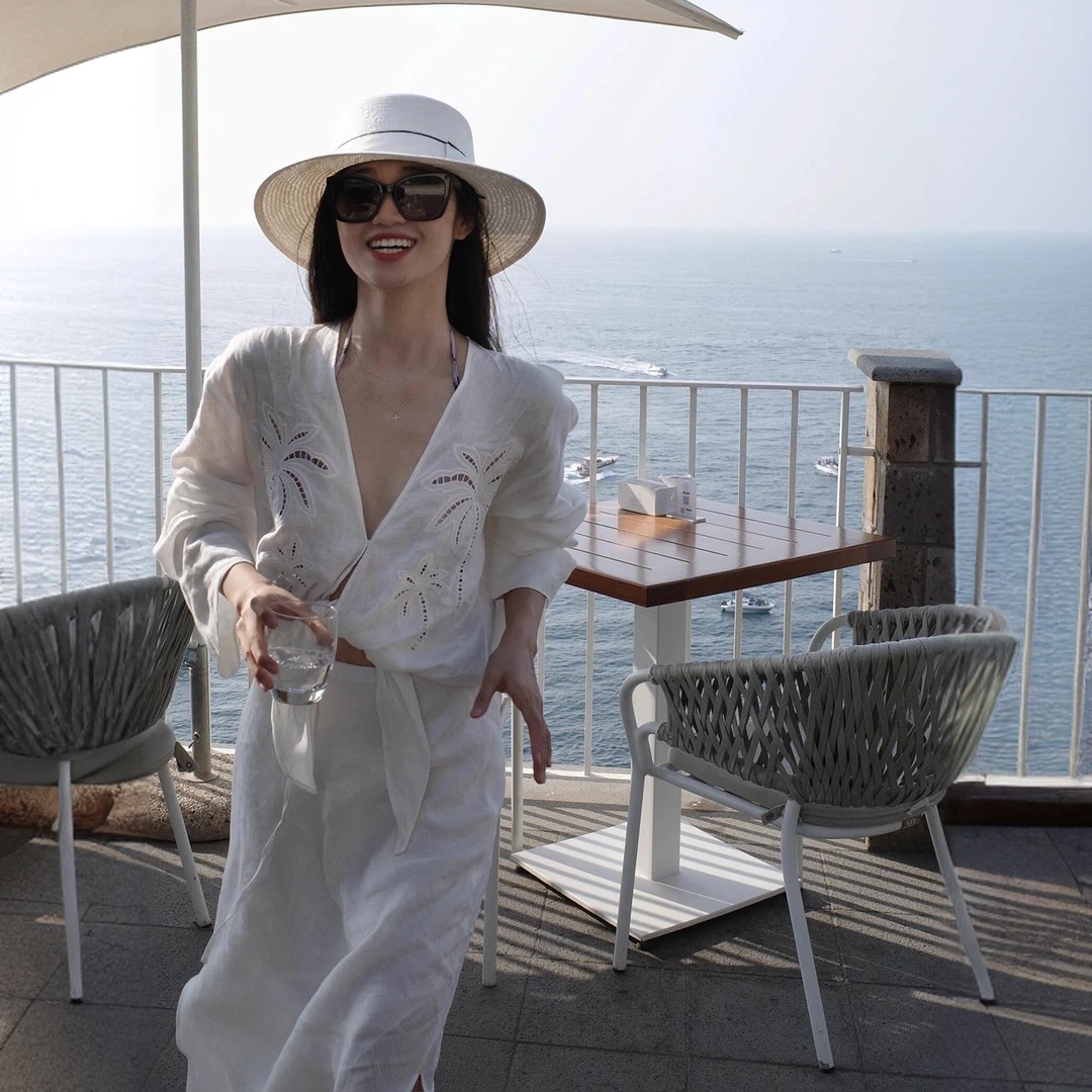 法式高级感亚麻刺绣套装女夏度假风松弛V领上衣鱼尾半身裙两件套