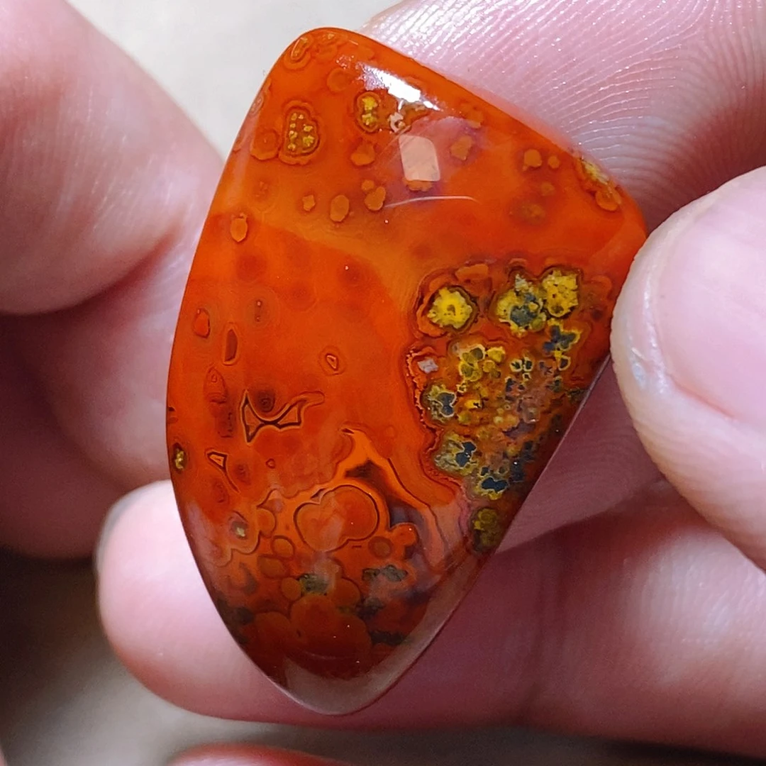 未镶嵌颈饰玛瑙/玉髓放**刀