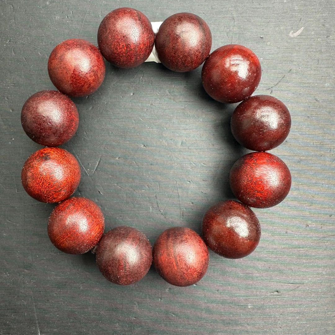 581开师兄木质手串