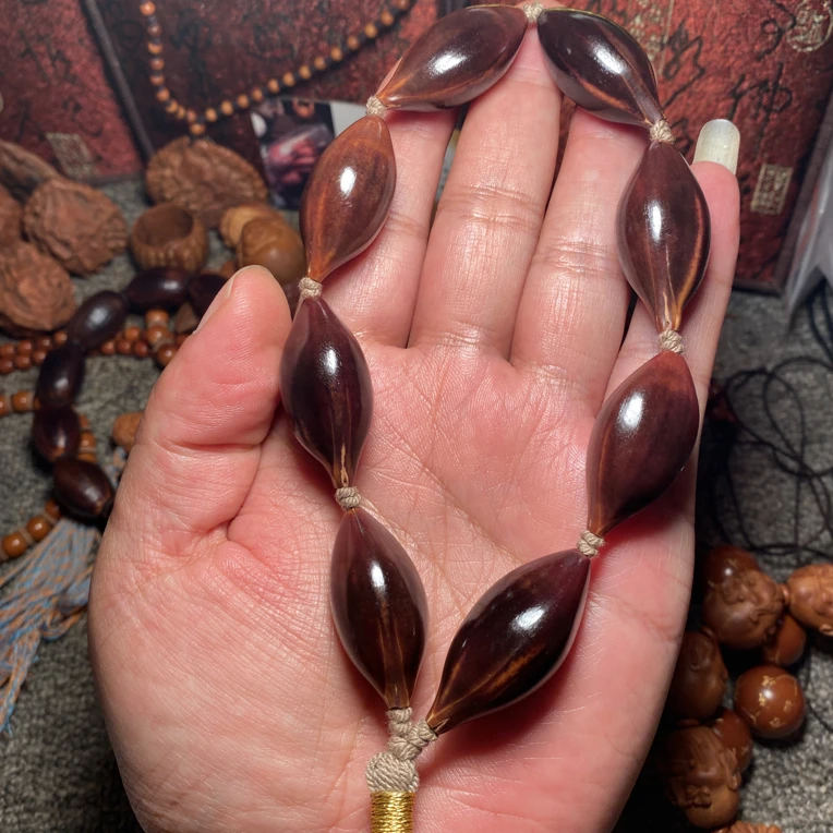 福利苏工核雕，纯手工打磨，天然紫核随型光珠，老料，个性十足