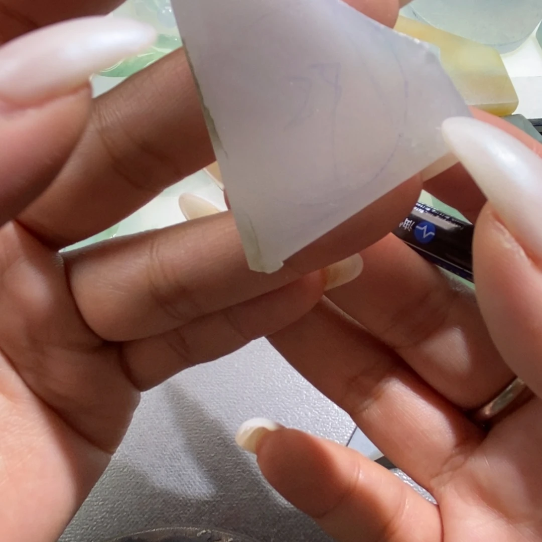 未镶嵌挂件翡翠s***?