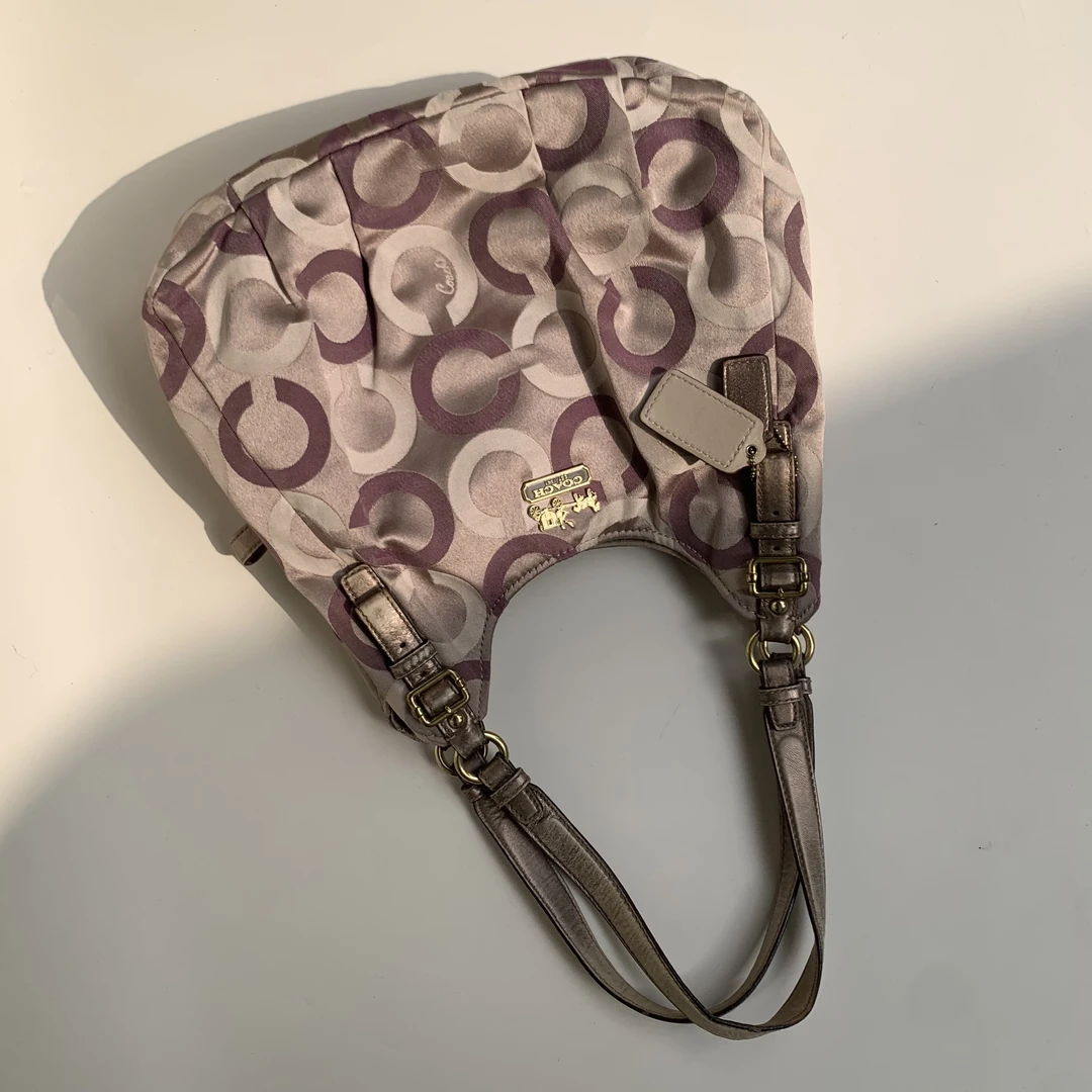 95新 COACH/蔻驰 经典百搭时尚休闲帆布老板偏光紫粉色单肩南瓜包