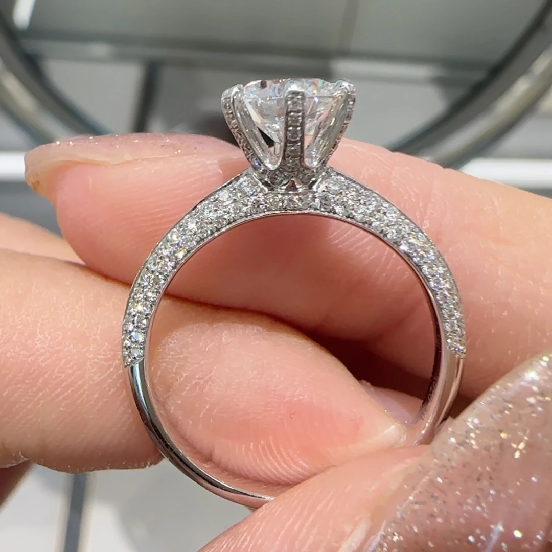 18K金镶嵌实验室培育钻石半壁江山1卡igi双证