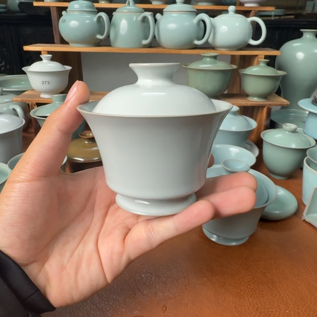 陶摆件一级仿古月白两才马蹄盖碗