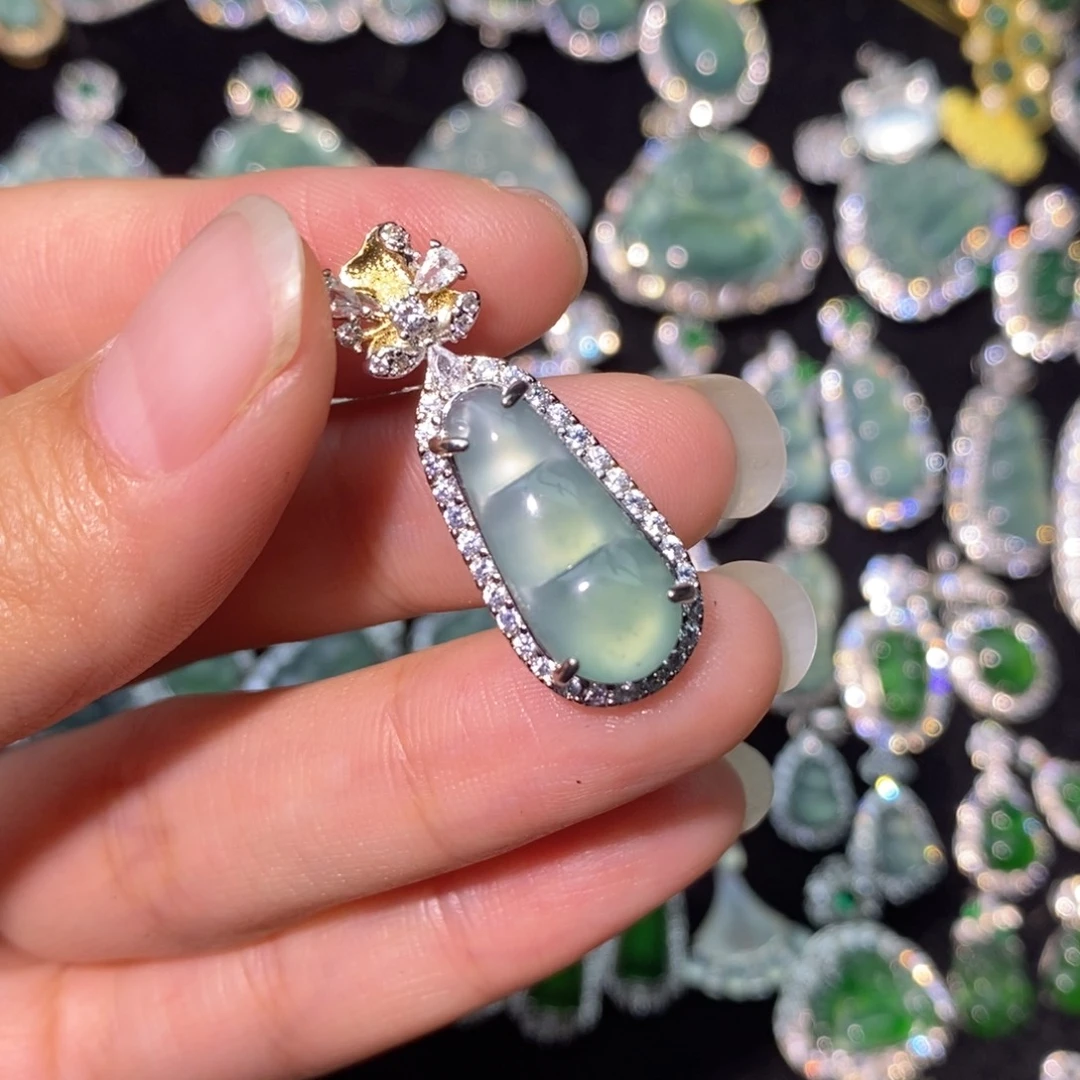 翡翠未镶嵌颈饰天然