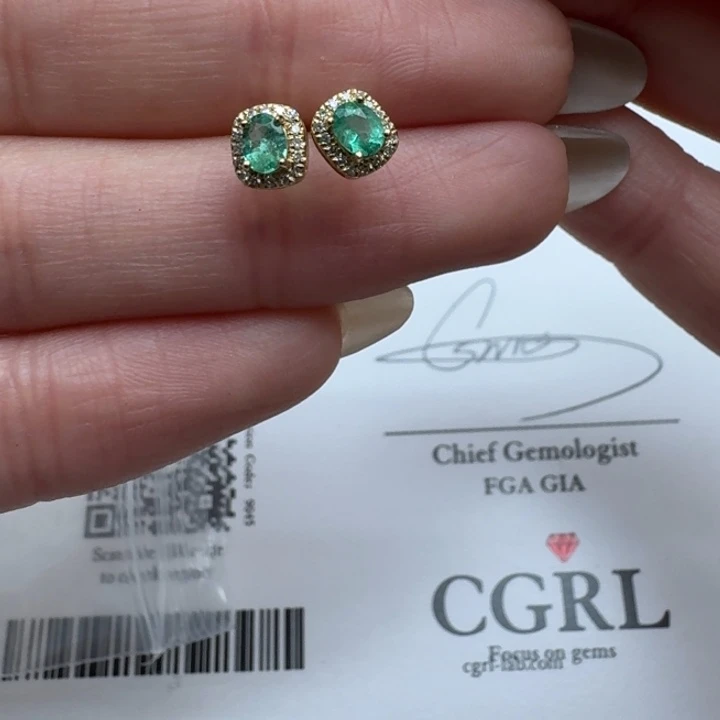 祖母绿耳饰18K金镶嵌