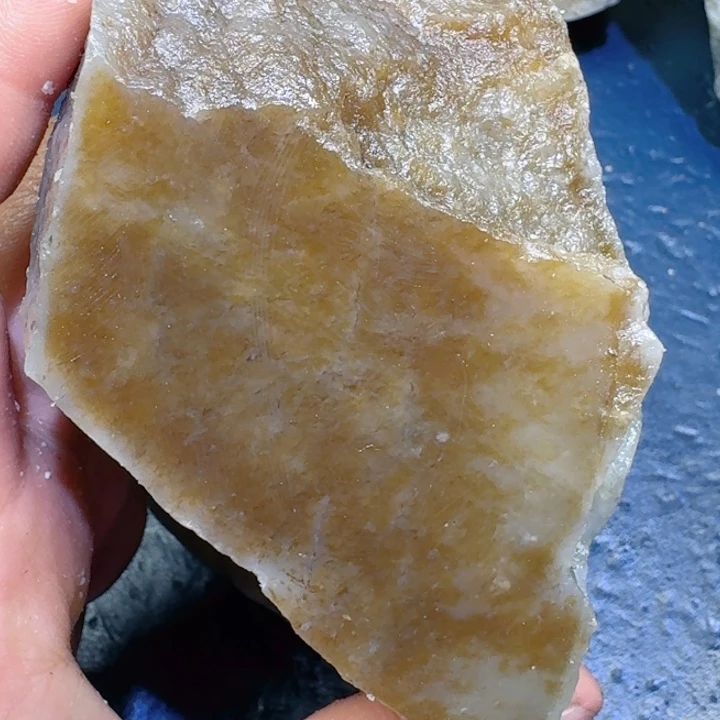 和田玉未镶嵌珠宝半成品