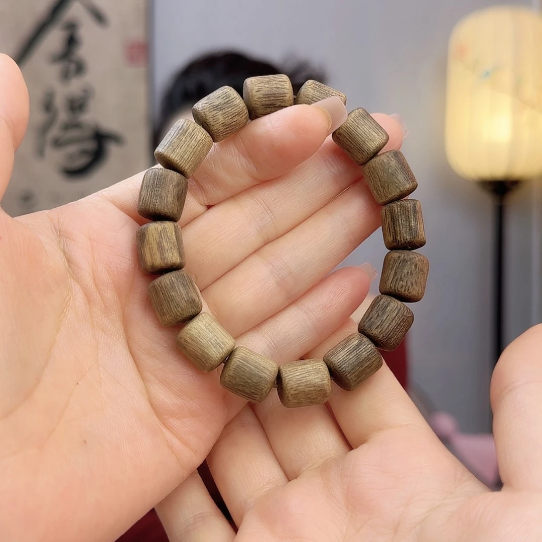 沉香沉香碎屑海南尖峰岭虫漏随形