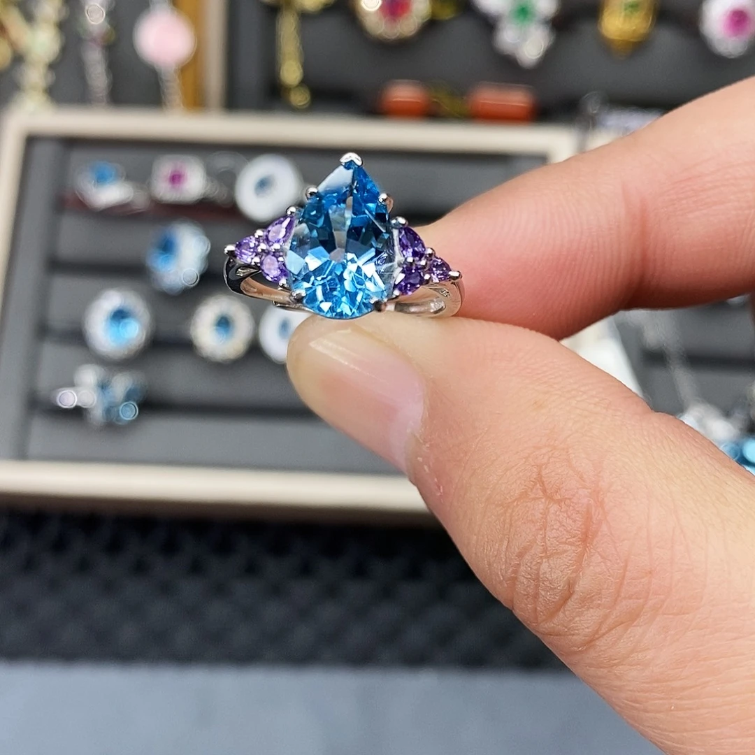 银S925镶嵌托帕石戒指