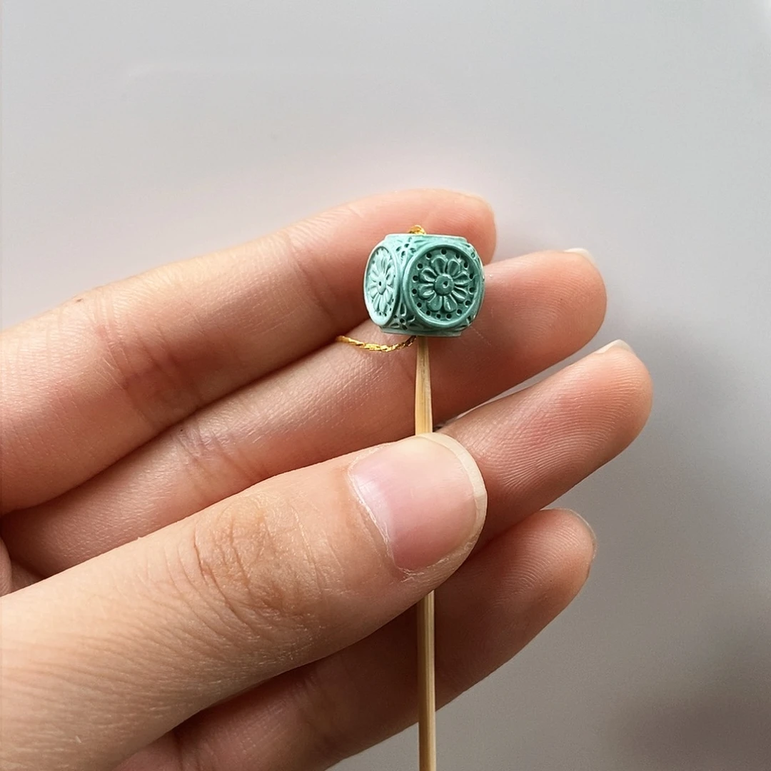 未镶嵌绿松石挂件