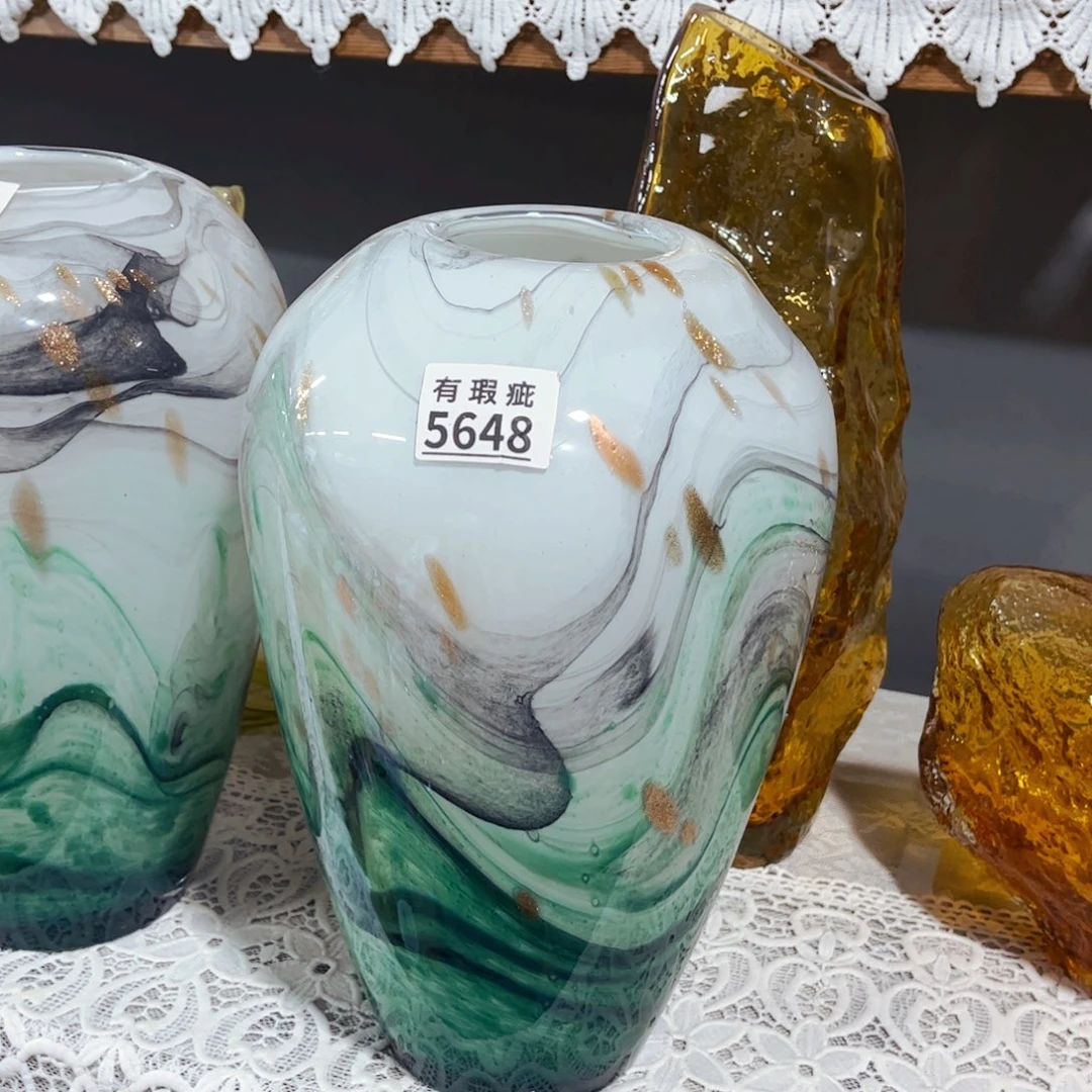 5648瑕家悦美居琉璃花瓶摆件