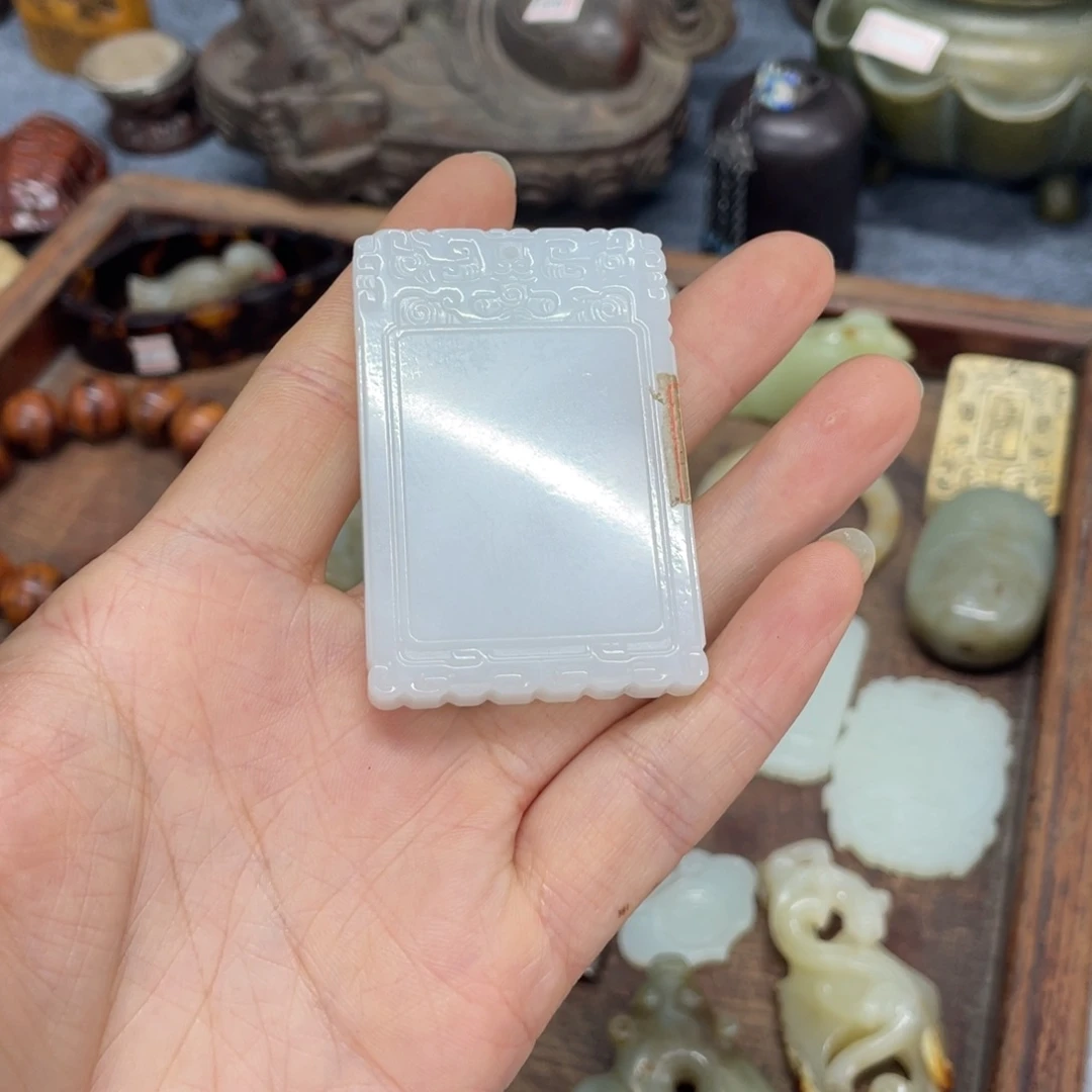 亿***永有机玻璃摆件。 小件。