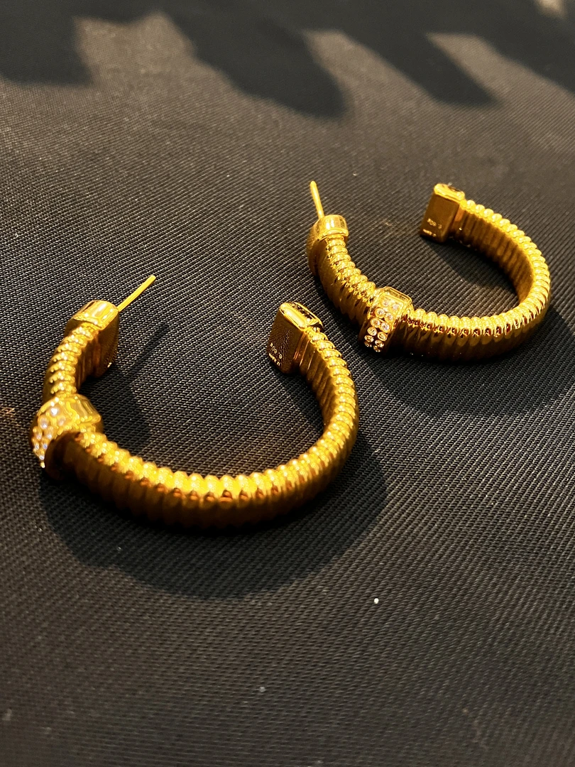 【1号货】放心黄金店 足金999耳环13.2克(货号60）