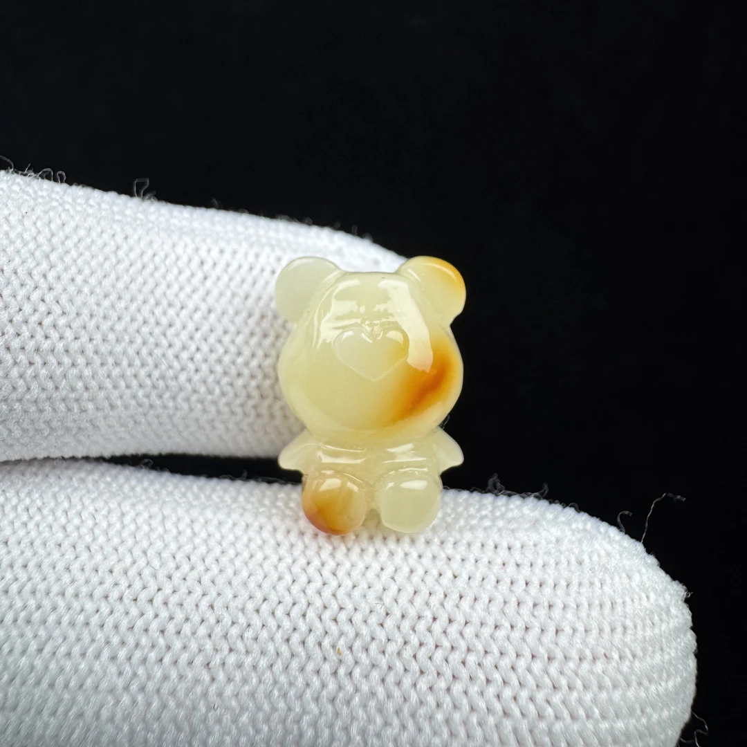 D3058[微瑕】天然原矿蜜蜡 雕刻小熊12*16mm支持复检假一罚十