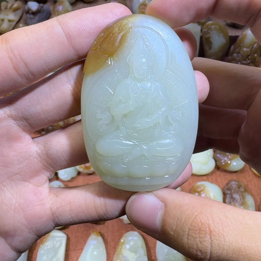 和田玉未镶嵌颈饰