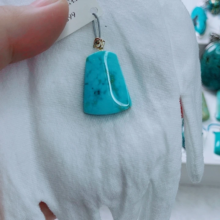 未镶嵌绿松石珠宝奇石