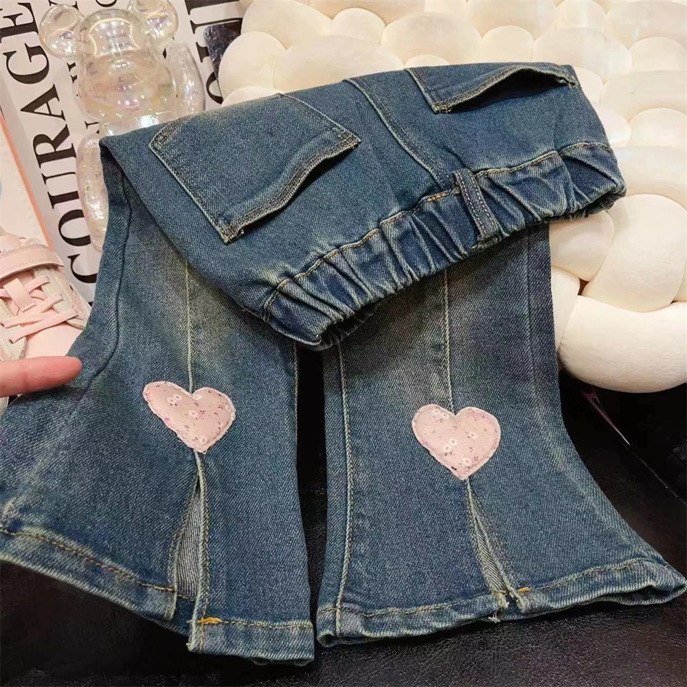 HHkids童装女童2024秋装新款洋气爱心牛仔裤喇叭裤百搭裤子EKZ333