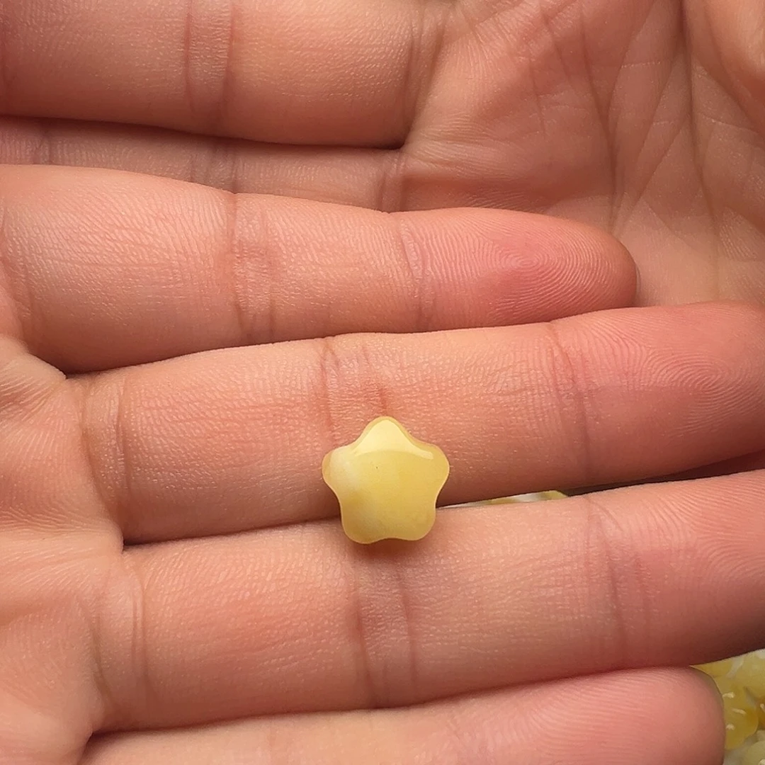 蜜蜡未镶嵌颈饰星星提溜（打孔不退换）