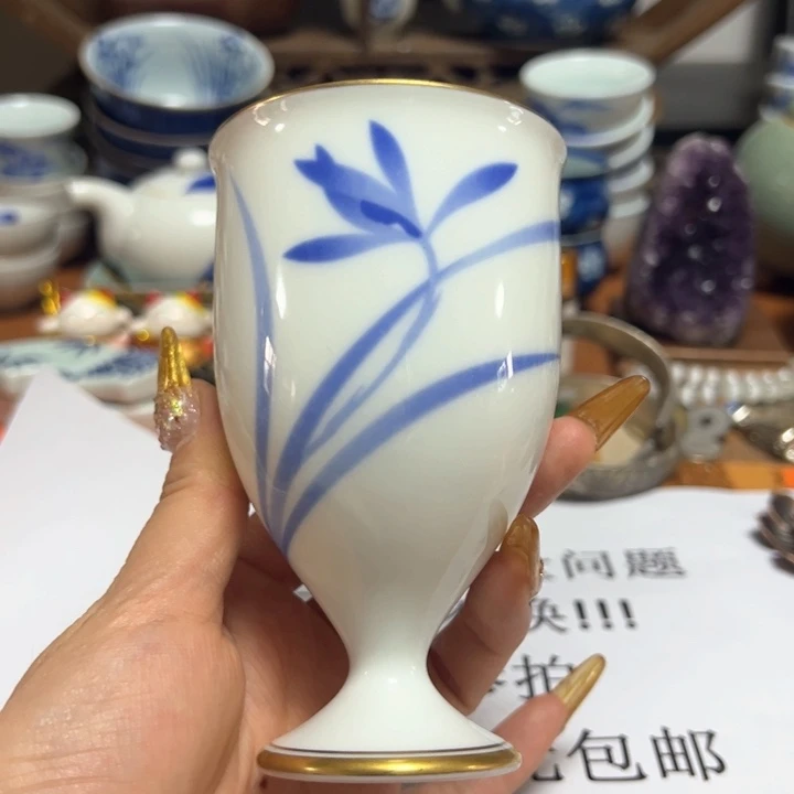 盖碗瓷器直播放漏中