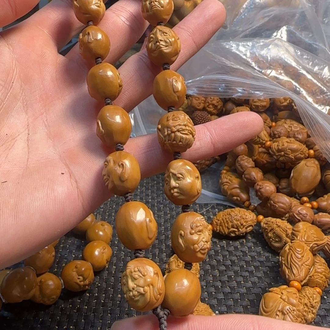 橄榄核其他十八罗汉手持