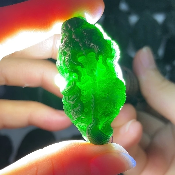 定制翡翠未镶嵌貔貅