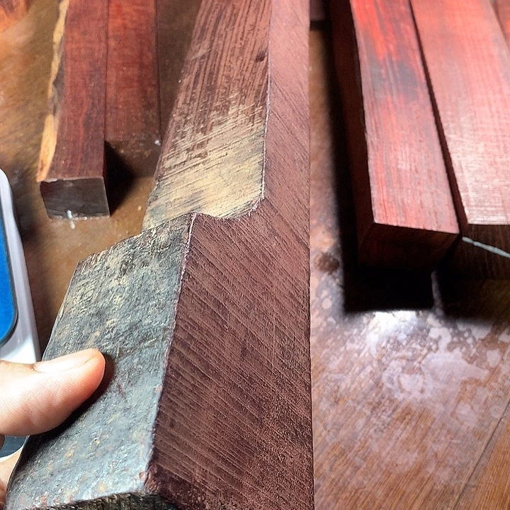 1***6檀香紫檀（小叶紫檀）