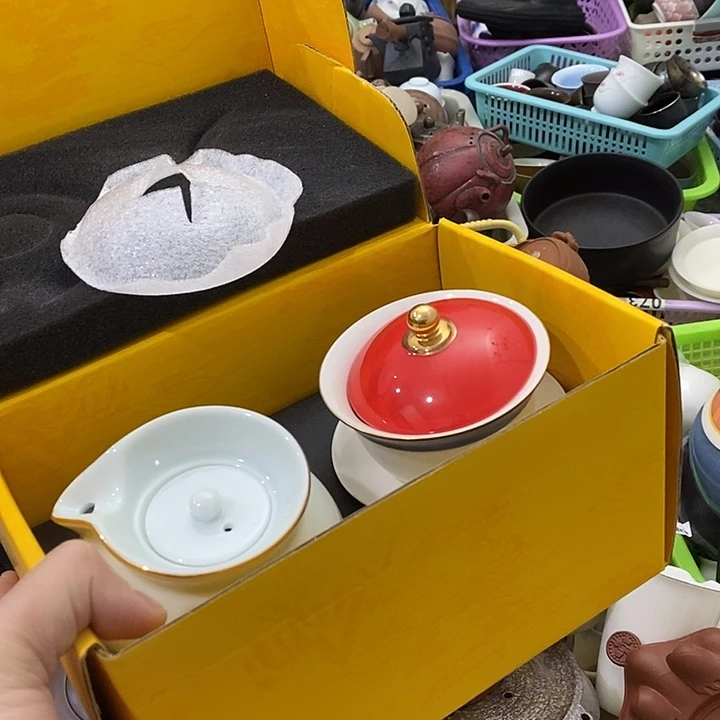 陶瓷艺术品及陶瓷制品