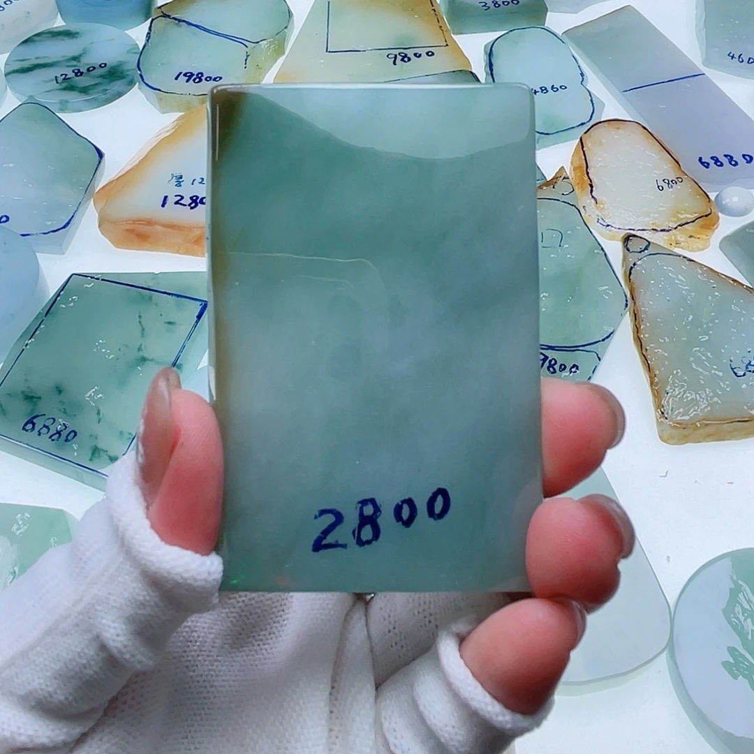 璟***球定制翡翠未镶嵌定制翡翠未镶嵌