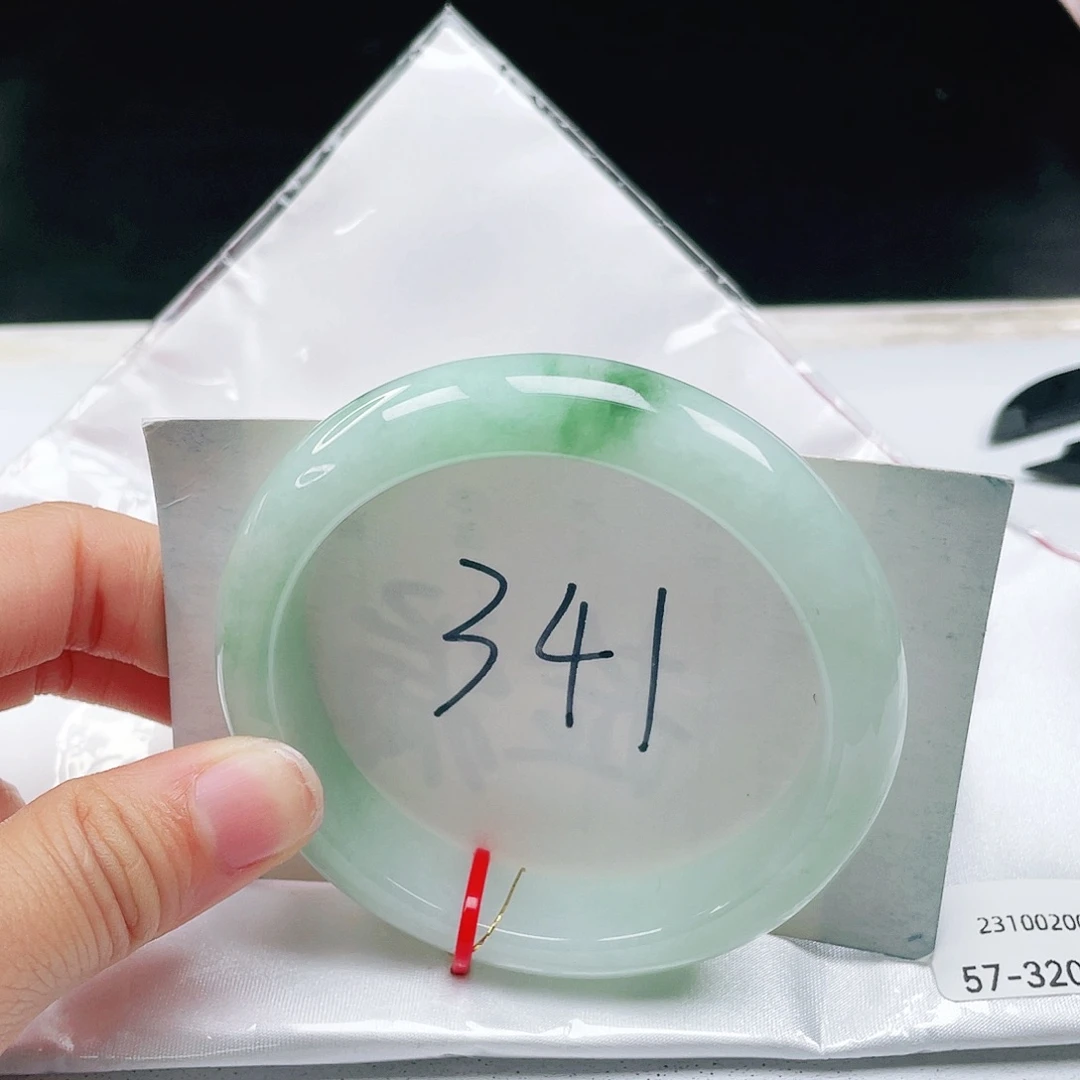 翡翠未镶嵌手镯57+正圈