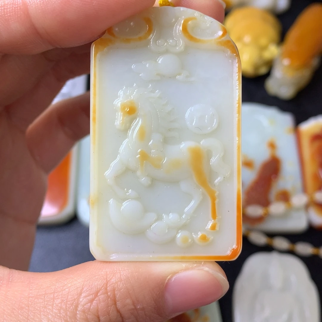 和田玉颈饰未镶嵌