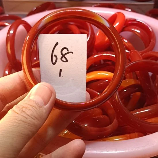 玛瑙/玉髓未镶嵌手镯