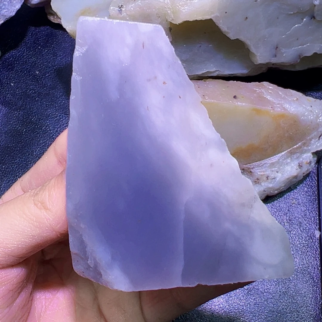 和田玉（糖玉）未镶嵌珠宝半成品
