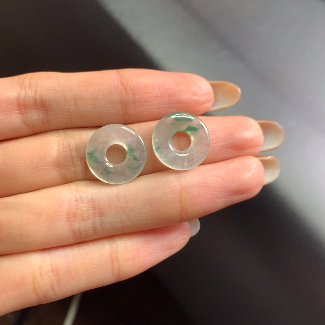 翡翠未镶嵌戒指甜甜圈冰飘花