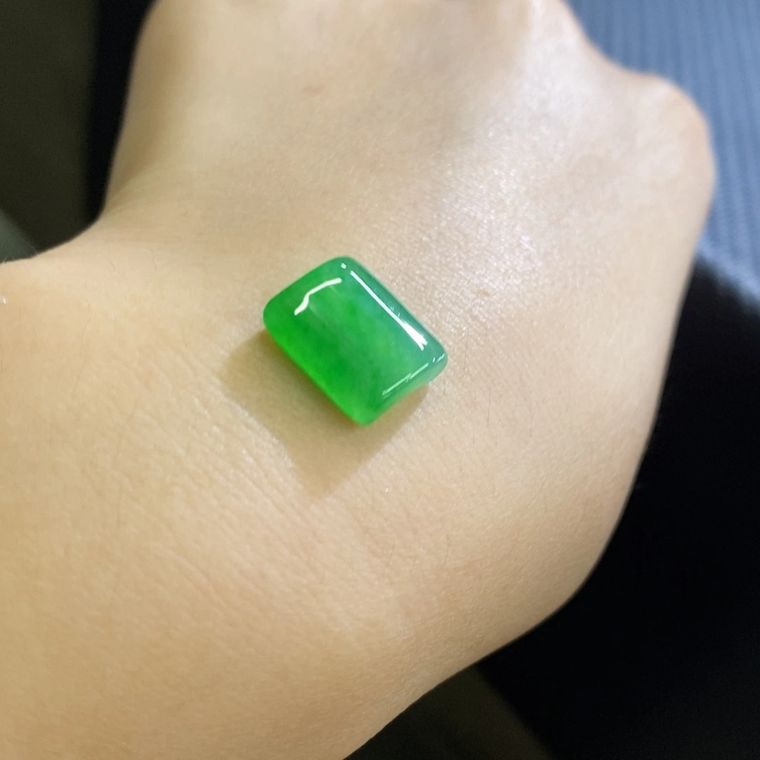 未镶嵌挂件翡翠方牌