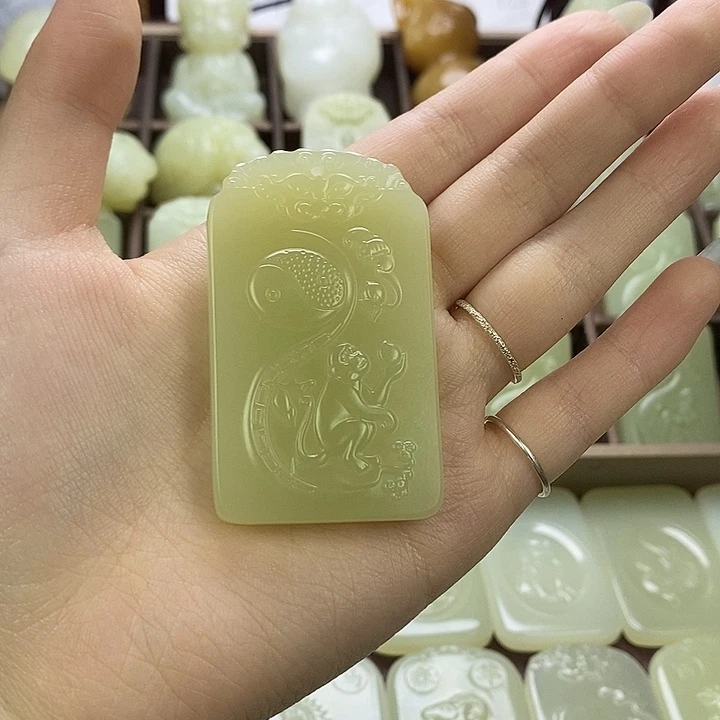 昆仑石双面守护猴