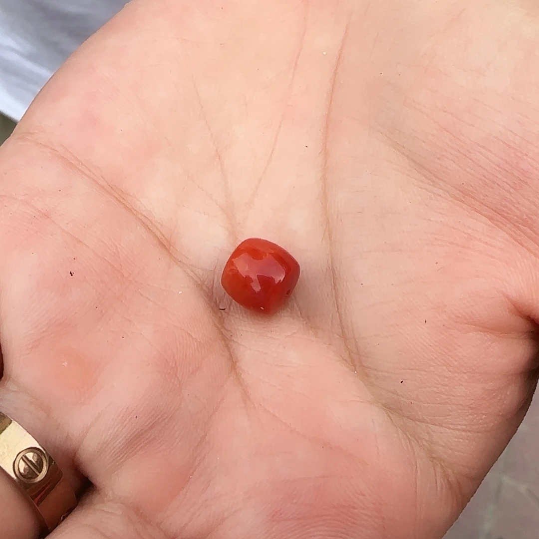 未镶嵌佩饰南红玛瑙T3535直切单颗10mm左右