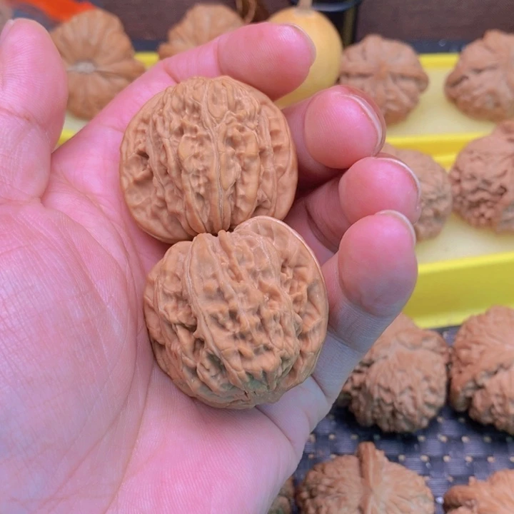 核桃手串/手链辉**武楼子狮子头39尺