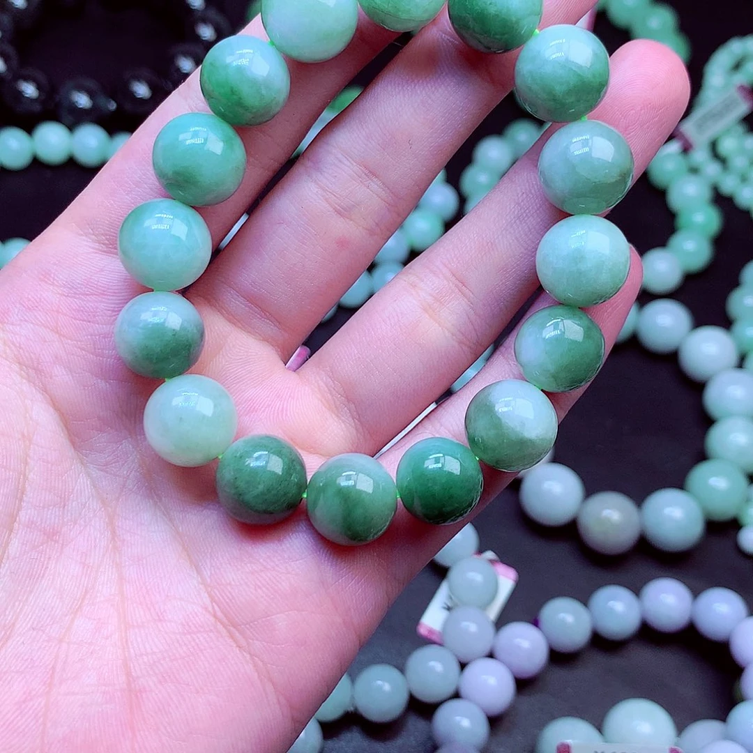 翡翠未镶嵌毛衣链世****琼