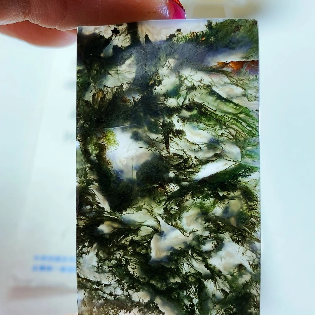 玛瑙/玉髓颈饰未镶嵌彝****霖