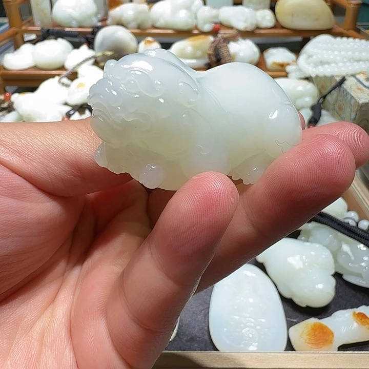 和田玉未镶嵌项链